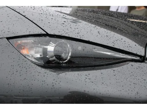 Mazda MX-5 (Roadster)