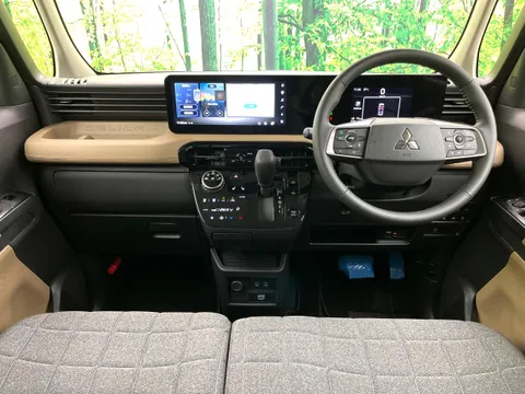 Mitsubishi Delica Mini