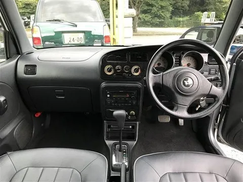 Daihatsu Mira Gino
