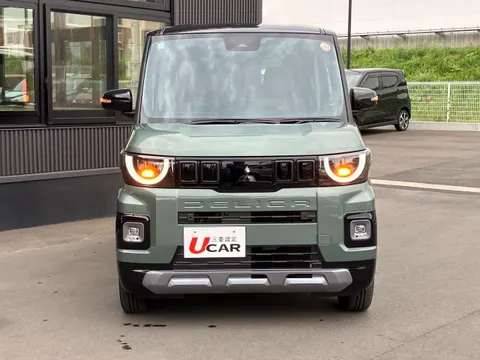 Mitsubishi Delica Mini