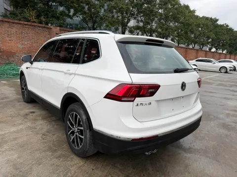 Volkswagen Tiguan L