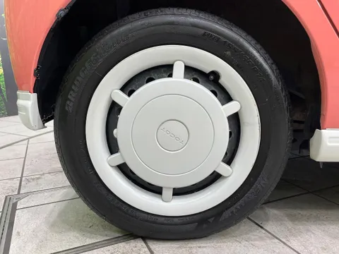Daihatsu Mira Tocot