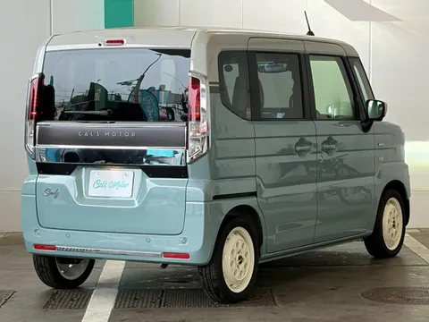 Suzuki Spacia