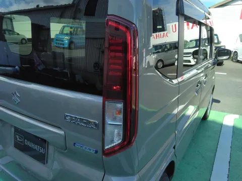 Suzuki Spacia