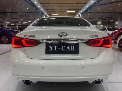 Infiniti Q50L