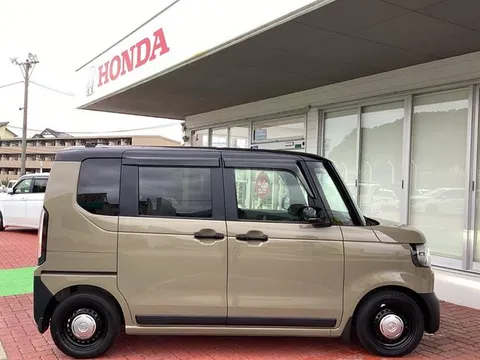 Honda N-BOX Joy