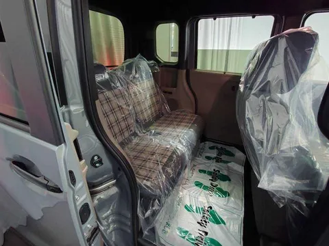 Honda N-BOX Joy