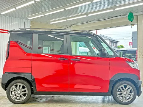 Mitsubishi Delica Mini