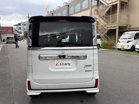 Suzuki Spacia Custom