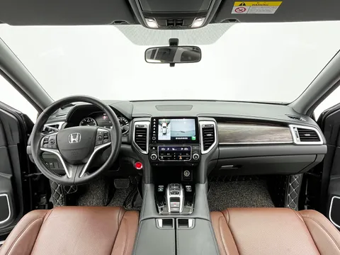 Honda UR-V