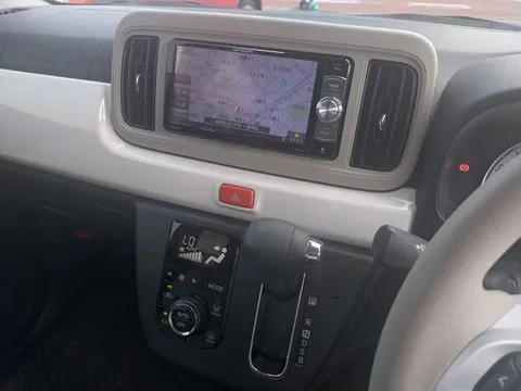Daihatsu Mira Tocot