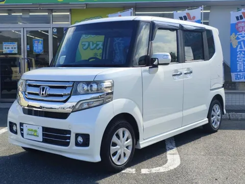 Honda N-BOX Custom