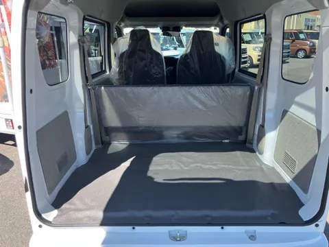 Mitsubishi Minicab Van