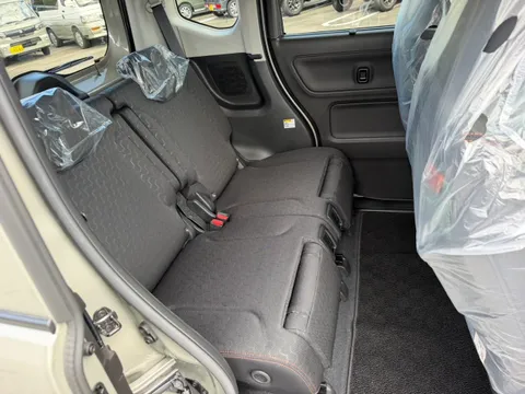 Suzuki Spacia Gear