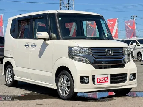 Honda N-BOX Plus