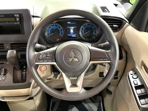 Mitsubishi eK Space