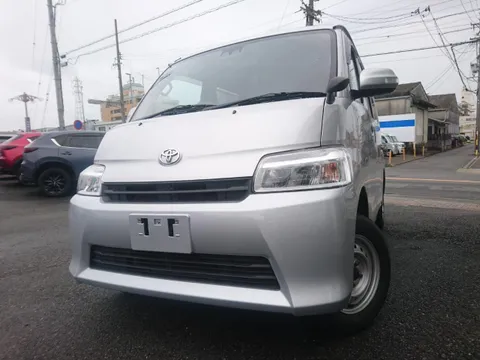 Toyota TownAce Van