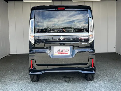 Suzuki Spacia Custom