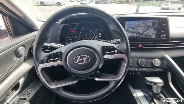 Hyundai Elantra (Avante)