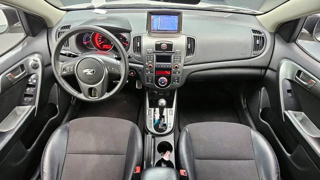 Kia Cerato (Forte)