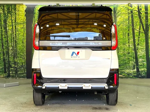 Mitsubishi Delica Mini