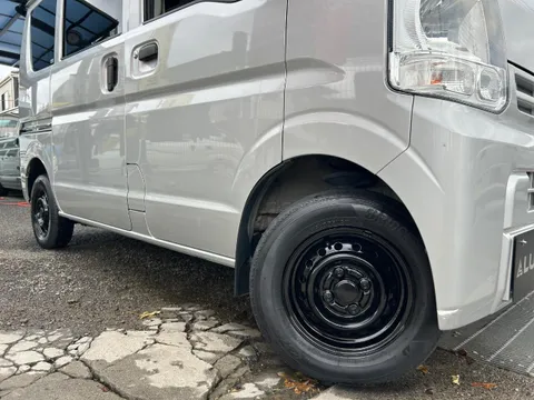 Nissan Clipper