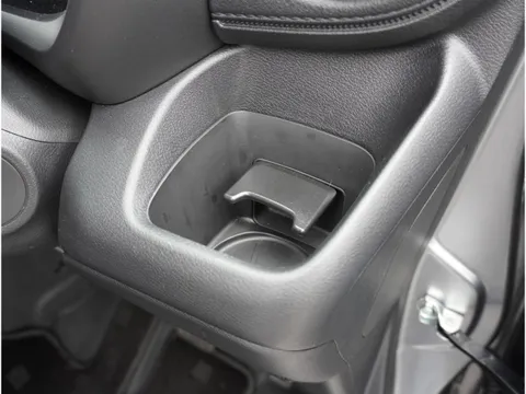 Mitsubishi eK X