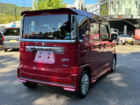 Suzuki Spacia