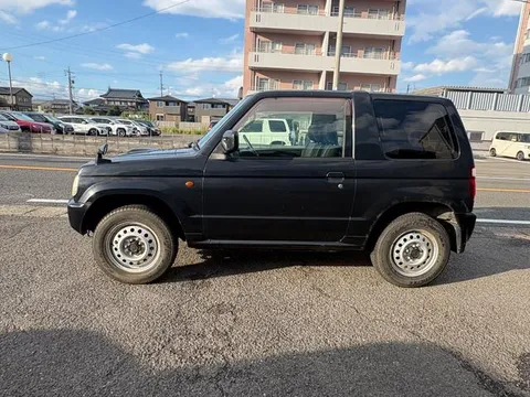 Mitsubishi Pajero Mini