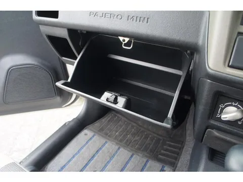 Mitsubishi Pajero Mini