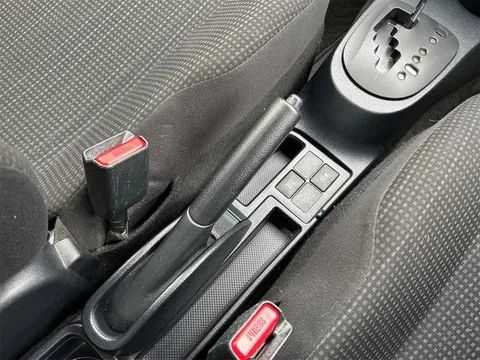 Toyota Yaris (Vitz)