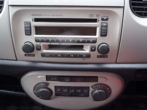 Daihatsu Mira Gino