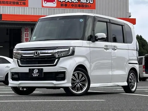 Honda N-BOX Custom