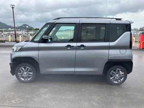 Mitsubishi Delica Mini