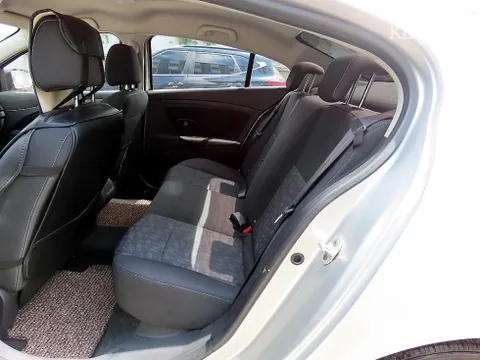 Renault SM3