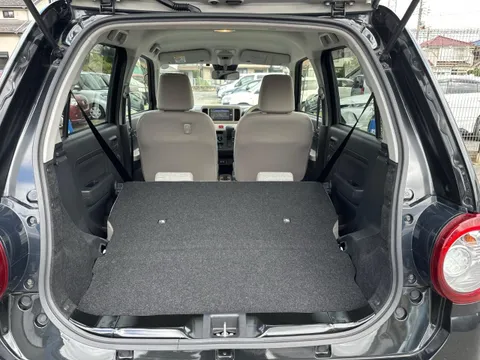 Daihatsu Mira Tocot