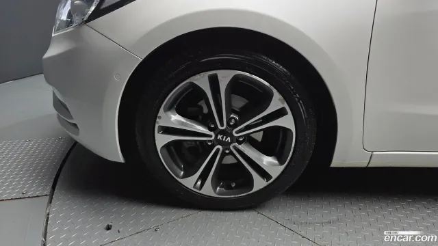 Kia Cerato (K3)