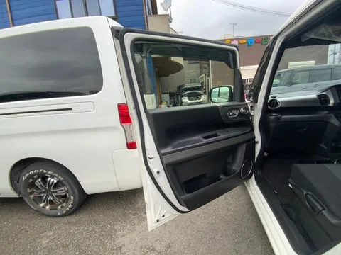 Honda N-BOX Slash