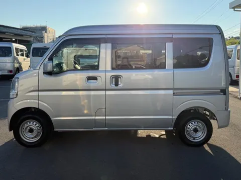 Nissan Clipper