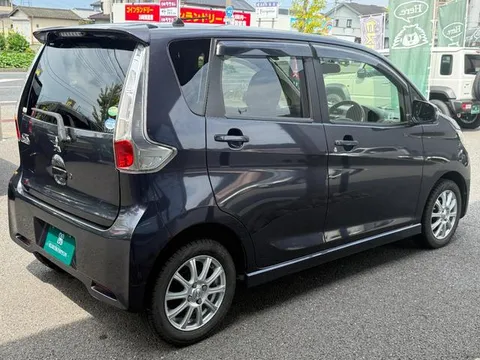 Mitsubishi eK Custom