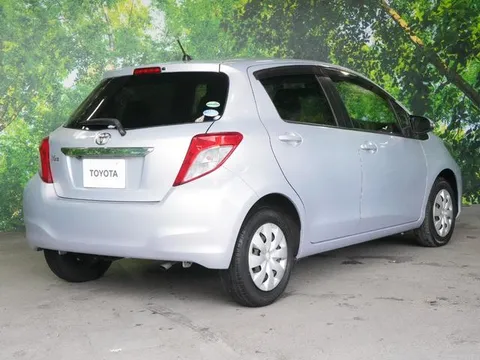 Toyota Yaris (Vitz)