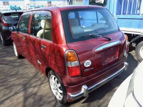Daihatsu Mira Gino