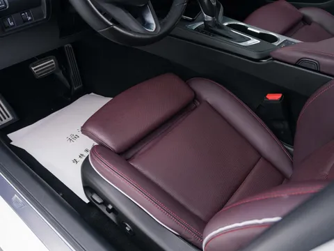 Cadillac CT4