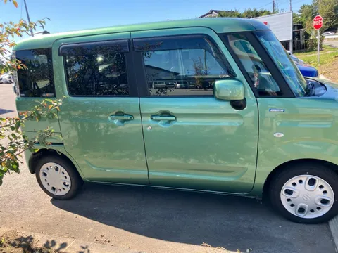 Suzuki Spacia