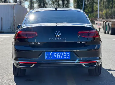 Volkswagen Magotan
