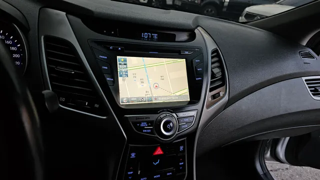 Hyundai Elantra (Avante)