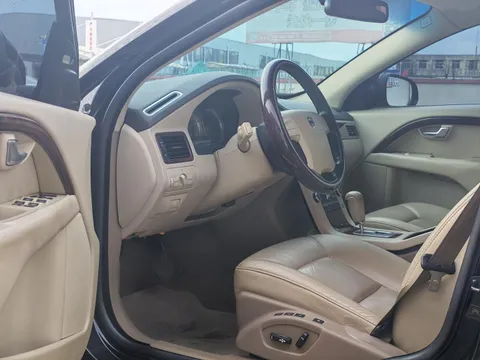 Volvo S80L
