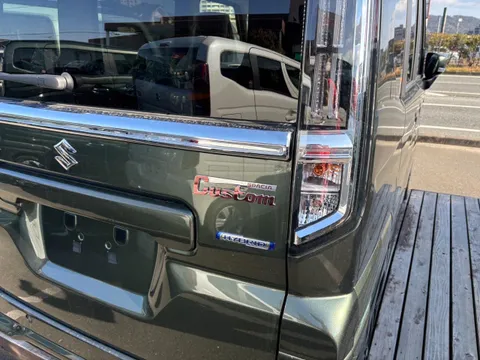 Suzuki Spacia