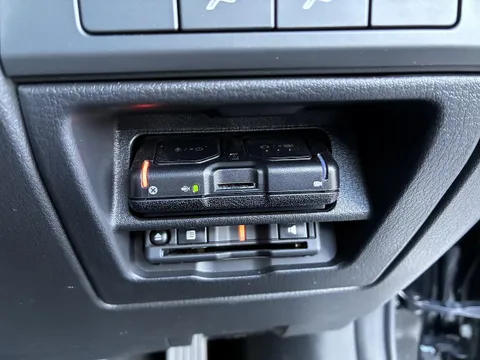 Mazda MAZDA3 Sedan