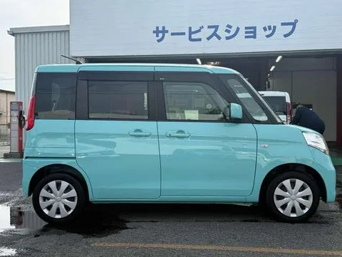 Suzuki Spacia